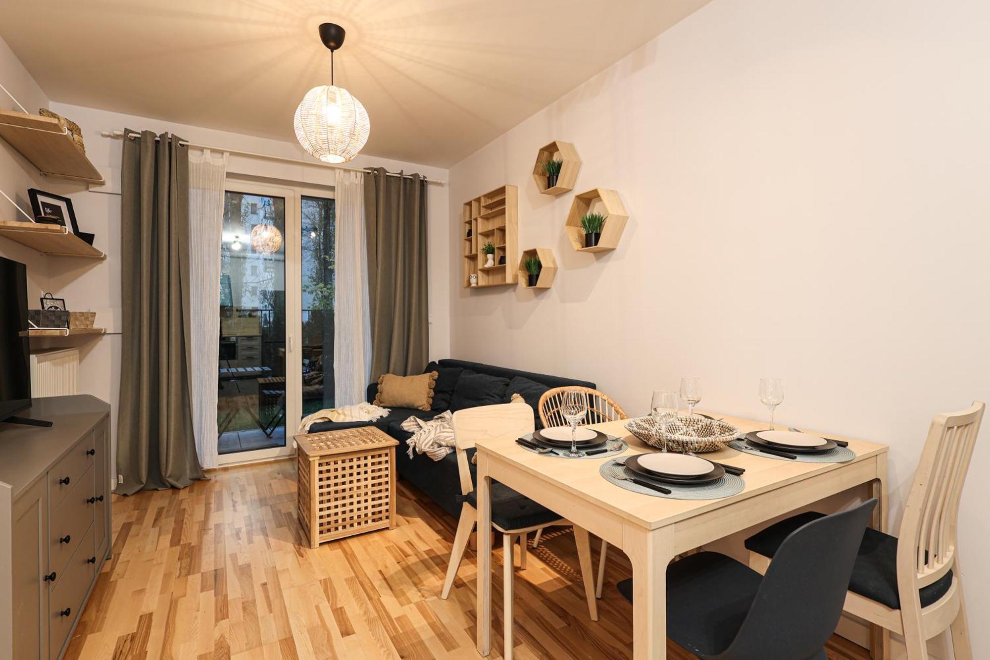 2homerent Nowa Mangalia Warschau